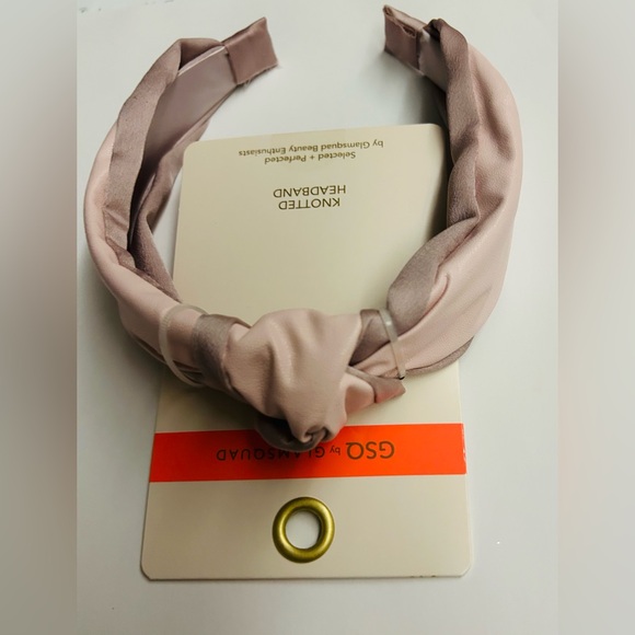 New Glamsquad Mauve Satin and Pink Faux Leather Pleated Knotted Headband - Picture 5 of 6